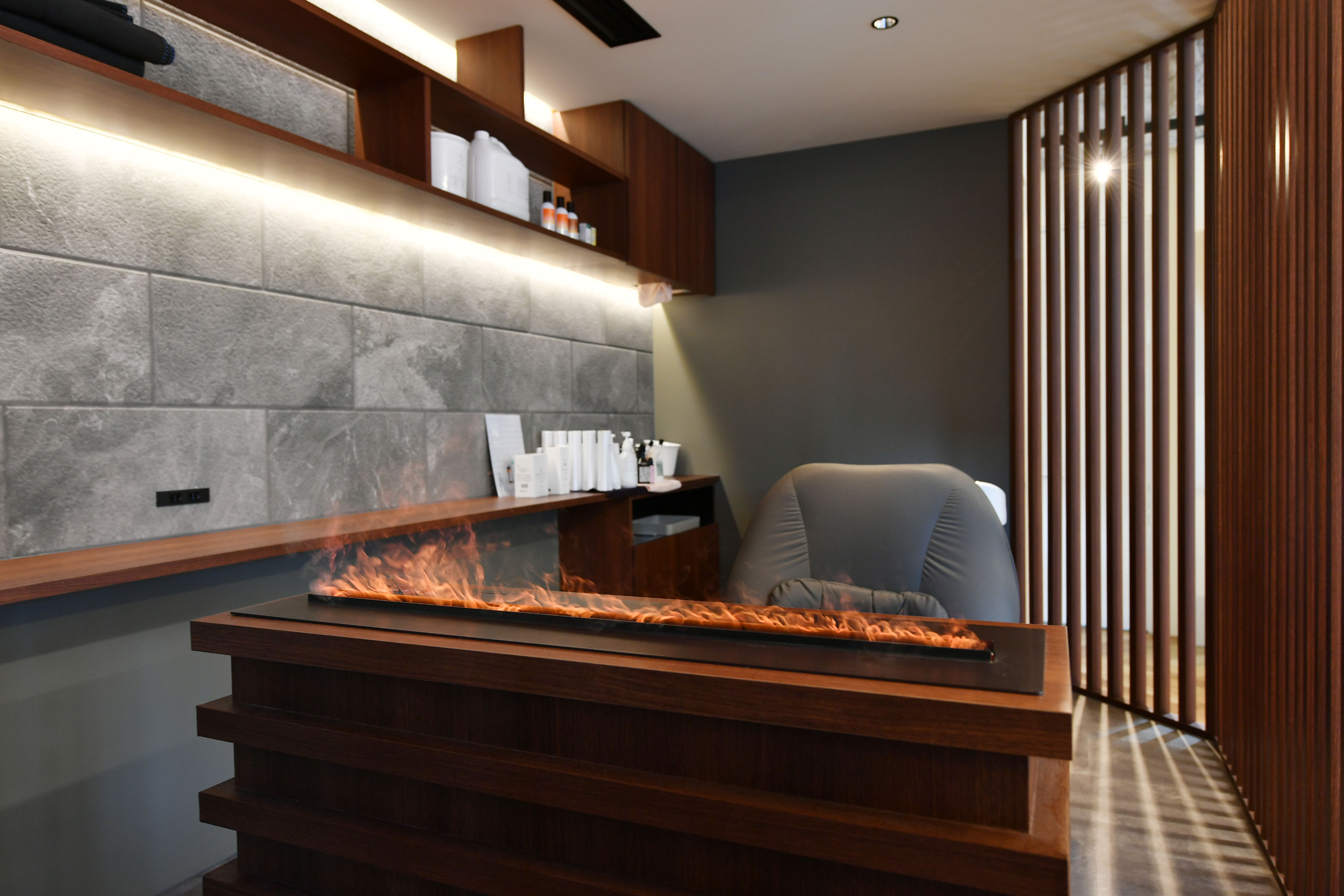 mele hair salon 名古屋 プライベートサロン 空間 水素トリートメント